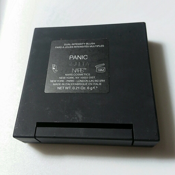 NARS Dual Intensity Blush in PANIC New Blemished - Picture 3 of 4
